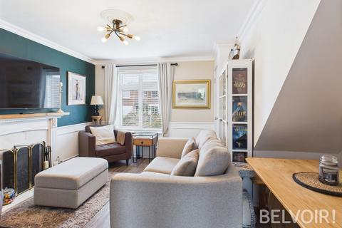 8 Birchfields Close, Stone, ST15 0LU