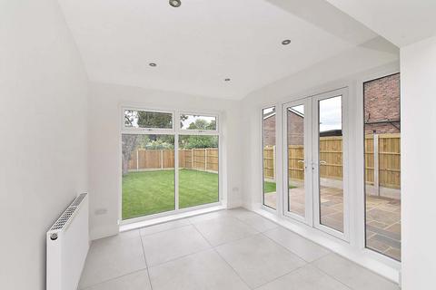 3 bedroom semi-detached house for sale, Boothfields, Knutsford, WA16