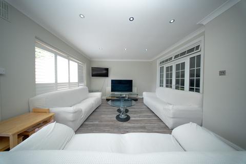 7 bedroom semi-detached house for sale, Norwood Road,  Southall, UB2