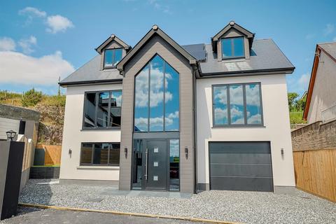 4 bedroom detached house for sale, Heddfan, Croesyceiliog, Carmarthen