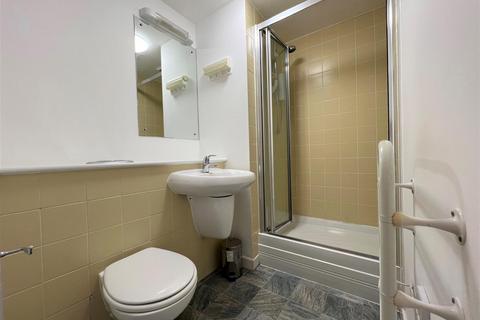 Studio to rent, The Round House, Gunwharf Quays