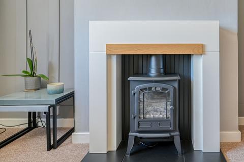 27 Glengarry Road, Inverness, IV3 8NJ