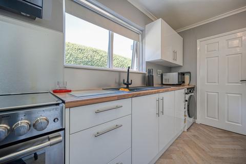 27 Glengarry Road, Inverness, IV3 8NJ