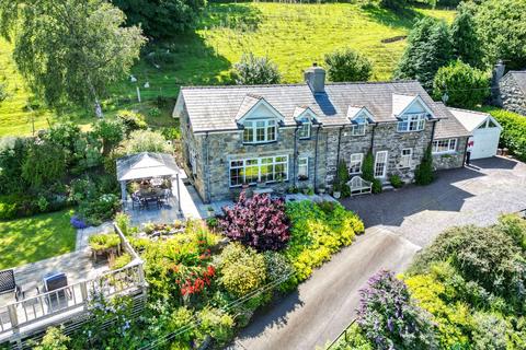 4 bedroom detached house for sale, Y Bwthyn, Llangower