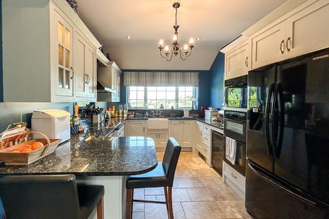 4 bedroom detached house for sale, Y Bwthyn, Llangower