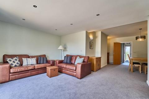 15 Sunnyhill, Burbage, Hinckley, LE10 2SB