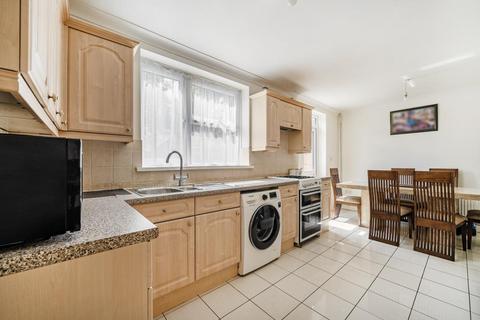 3 bedroom detached house for sale, Slough,  Berkshire,  SL3