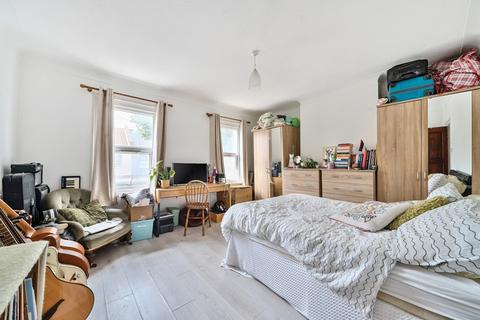 3 bedroom terraced house for sale, Noyna Road, Tooting Bec, London, SW17
