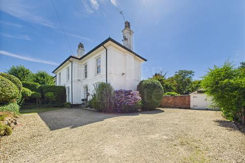4 bedroom semi-detached house for sale, Chaddesley Road, Kidderminster, DY10 3AD