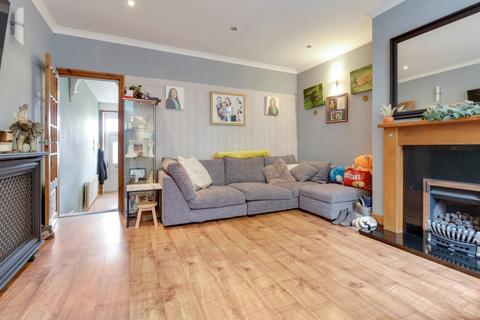 undefined, Lowergate, Huddersfield, West Yorkshire, HD3