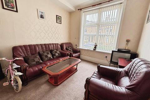 3 bedroom terraced house for sale, Parkside Road, Bradford BD5