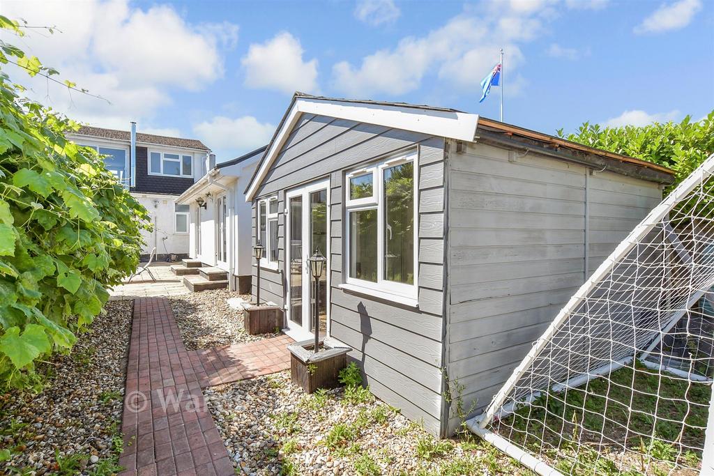 Outbuilding