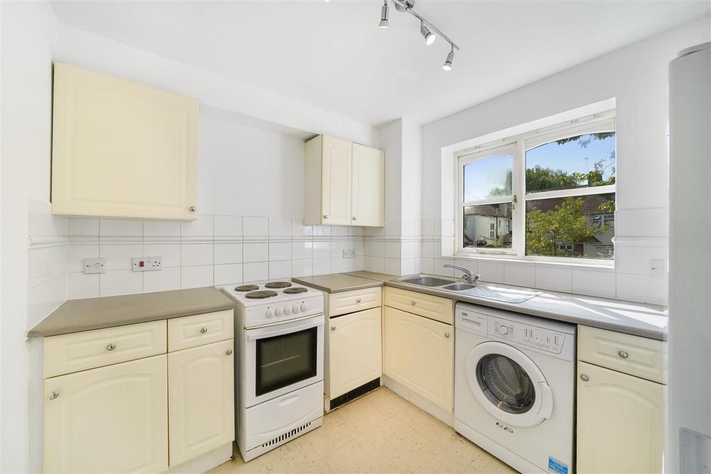 7 Norwood Close - 2j DKx S9o BC41n EOa ZExg.jpg