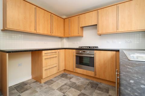 2 bedroom terraced house to rent, Garden Close, Glenfield, LE3