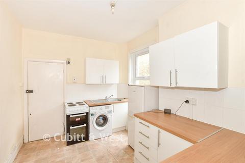 1 bedroom flat for sale, 60 Lenham Road, Sutton SM1
