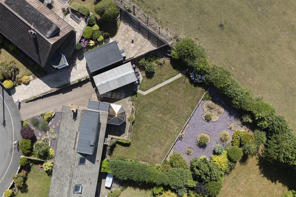 Bramleys Estate Agents - Lydgate Drive - Lepton (3