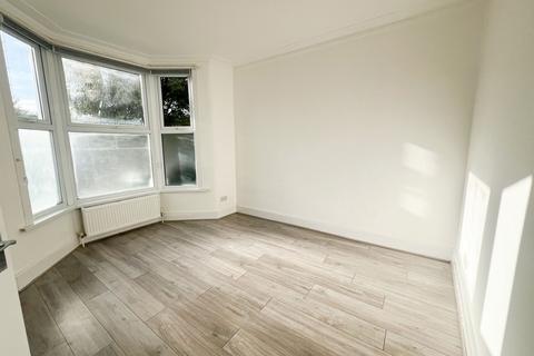 4 bedroom house to rent, Canterbury Road, London, E10