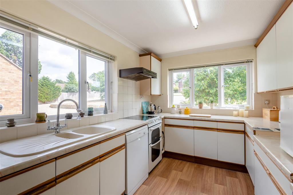 8654583-interior18.jpg
