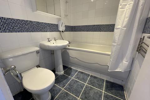 1 bedroom flat to rent, Hogarth Court, Rembrandt Grove, Chelmsford, Essex, CM1
