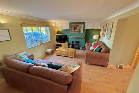 Providence Cottage Braydonside, Brinkworth, Chippenham, SN15 5AR