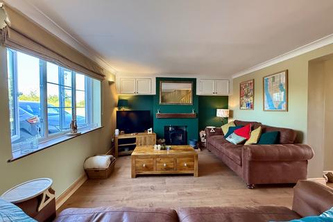 Providence Cottage Braydonside, Brinkworth, Chippenham, SN15 5AR