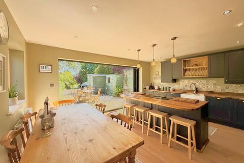 Providence Cottage Braydonside, Brinkworth, Chippenham, SN15 5AR