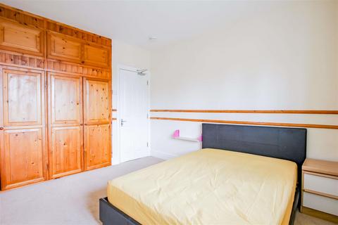1 bedroom in a house share to rent, Room 5, 28 Millfield Lane, York