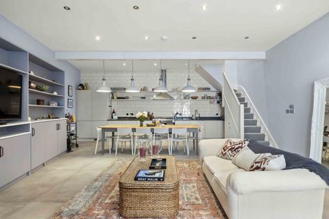 undefined, Devonport Mews, London, W12