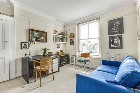 2 bedroom flat for sale, Riverview Gardens, London SW13