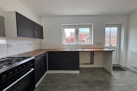 2 bedroom semi-detached house to rent, Wike Road, Barnsley