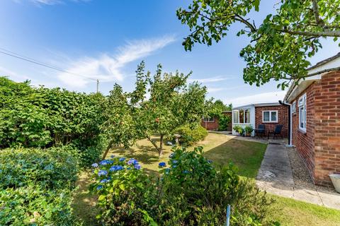 3 bedroom detached bungalow for sale, Skedge Way, Blofield