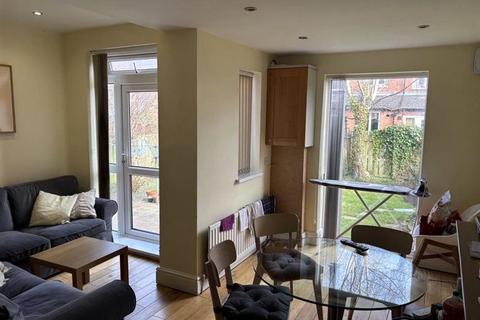 6 bedroom semi-detached house for sale, Teesdale Gardens, Heaton, NE7