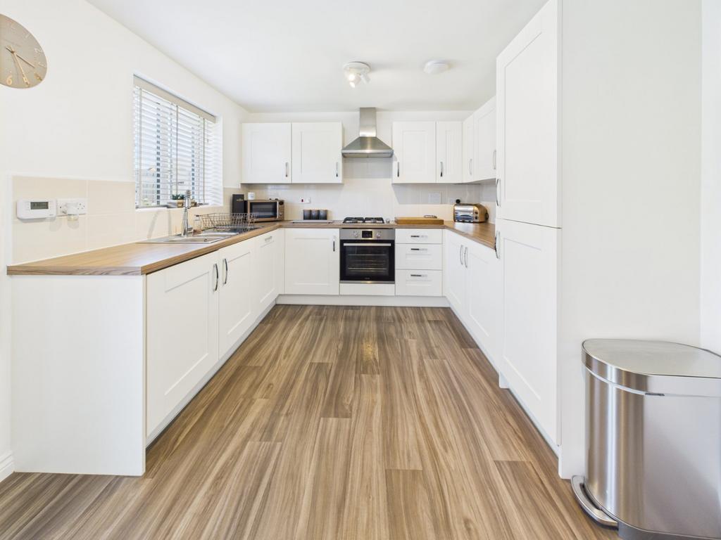 Kitchen/D Room