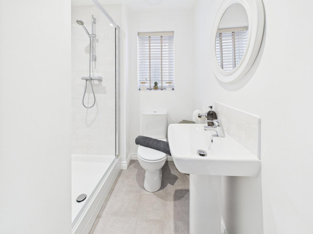 En-Suite Shower