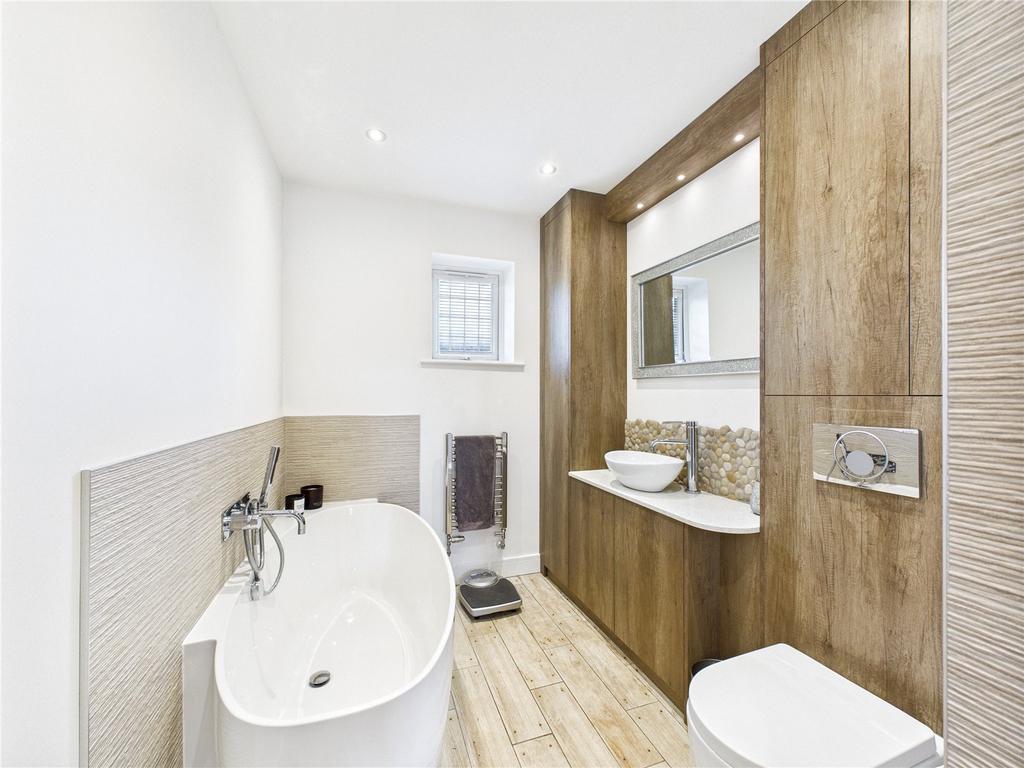 Ensuite