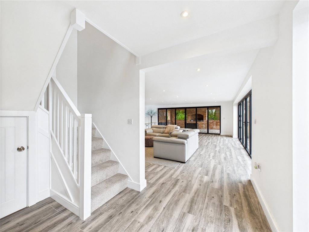 Entertaining Room