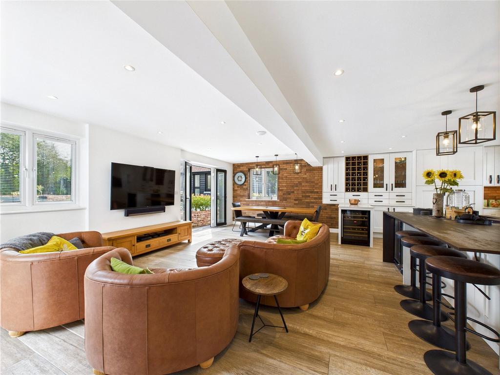 Kitchen/Family Room
