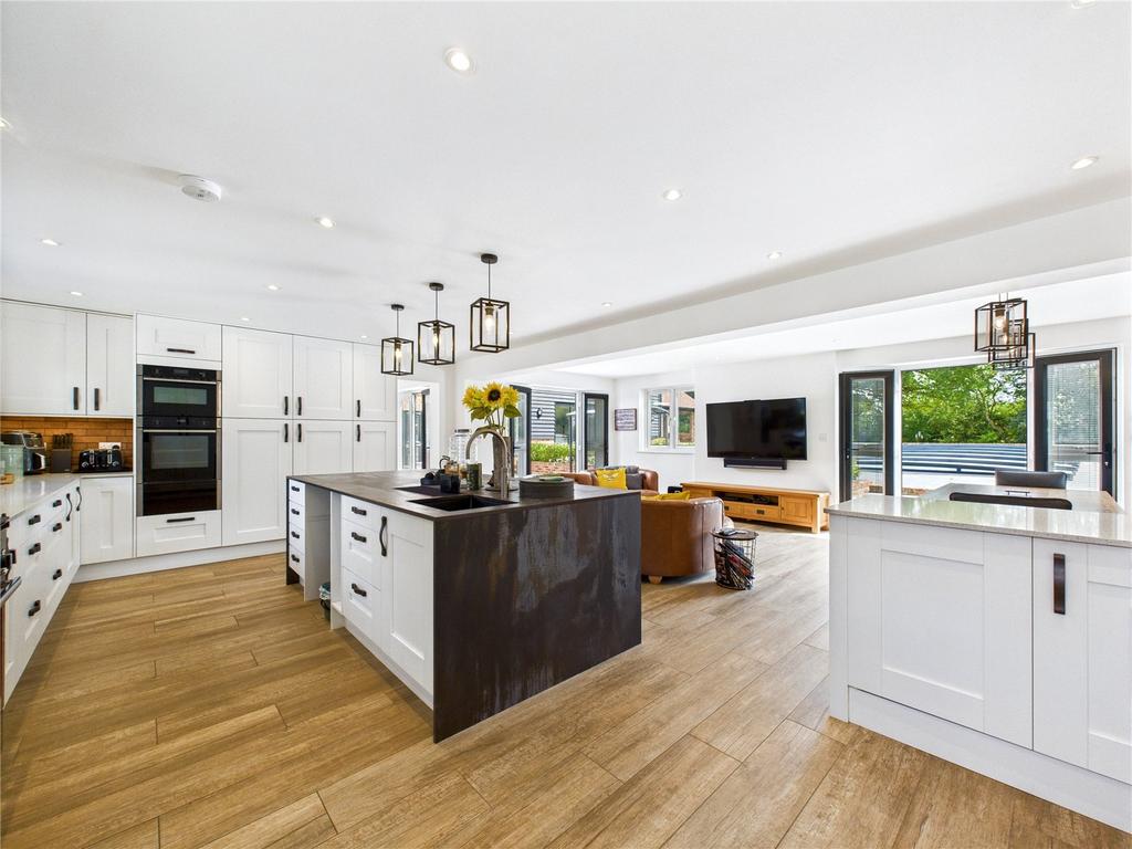 Kitchen/Family Room