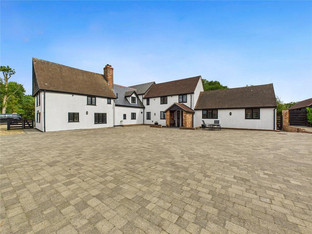 External - Courtyard