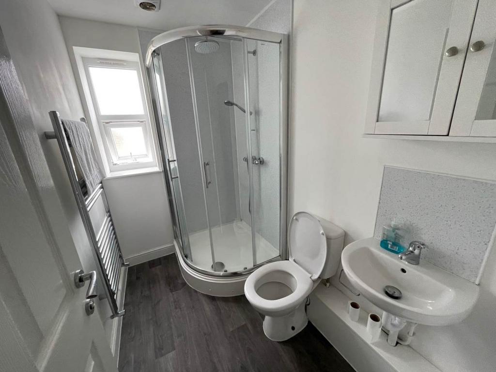 St james st 36 flat