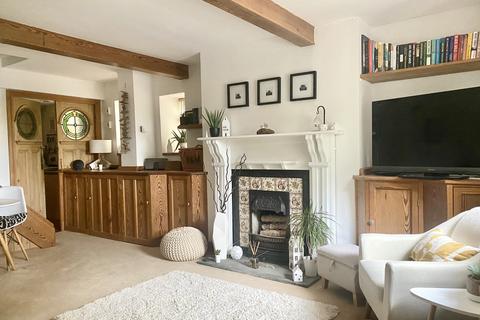 2 bedroom cottage for sale, Boarshurst, Greenfield OL3