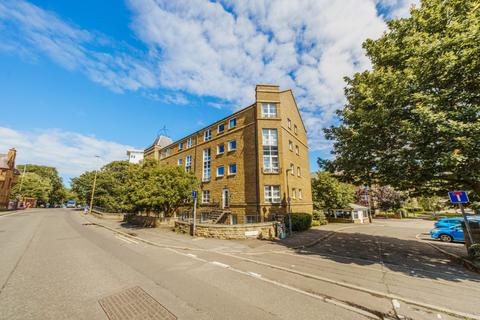 2 bedroom flat for sale, 140/10 Broughton Road, Edinburgh, EH7