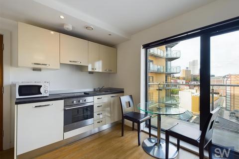 1 bedroom apartment to rent, The Skyline, St. Peters Street, Leeds