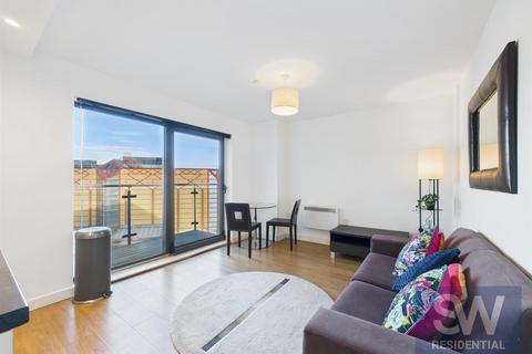 1 bedroom apartment to rent, The Skyline, St. Peters Street, Leeds