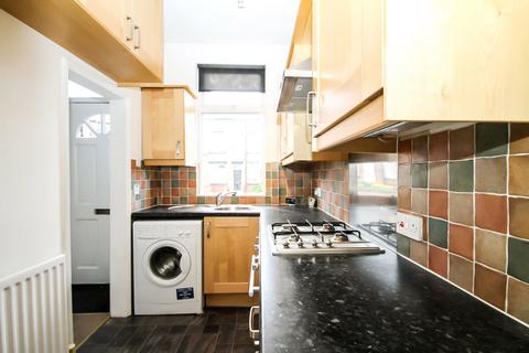 2 bedroom terraced house to rent, Christ Church Avenue, Armley, Leeds, LS12