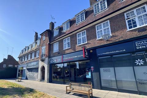 2 bedroom flat for sale, Falloden Way, London NW11