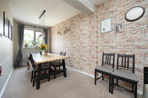 15 Foxglove Drive, Trowbridge, BA14 7SQ