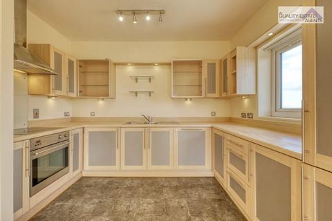 2 bedroom flat to rent, Flat 17, Stamer House 45 Quarry Avenue, Stoke-on-Trent ST4