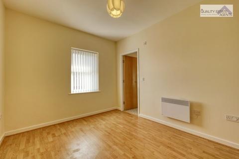 2 bedroom flat to rent, Flat 17, Stamer House 45 Quarry Avenue, Stoke-on-Trent ST4