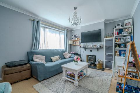 3 bedroom semi-detached house for sale, Cowper Road, Markyate, AL3